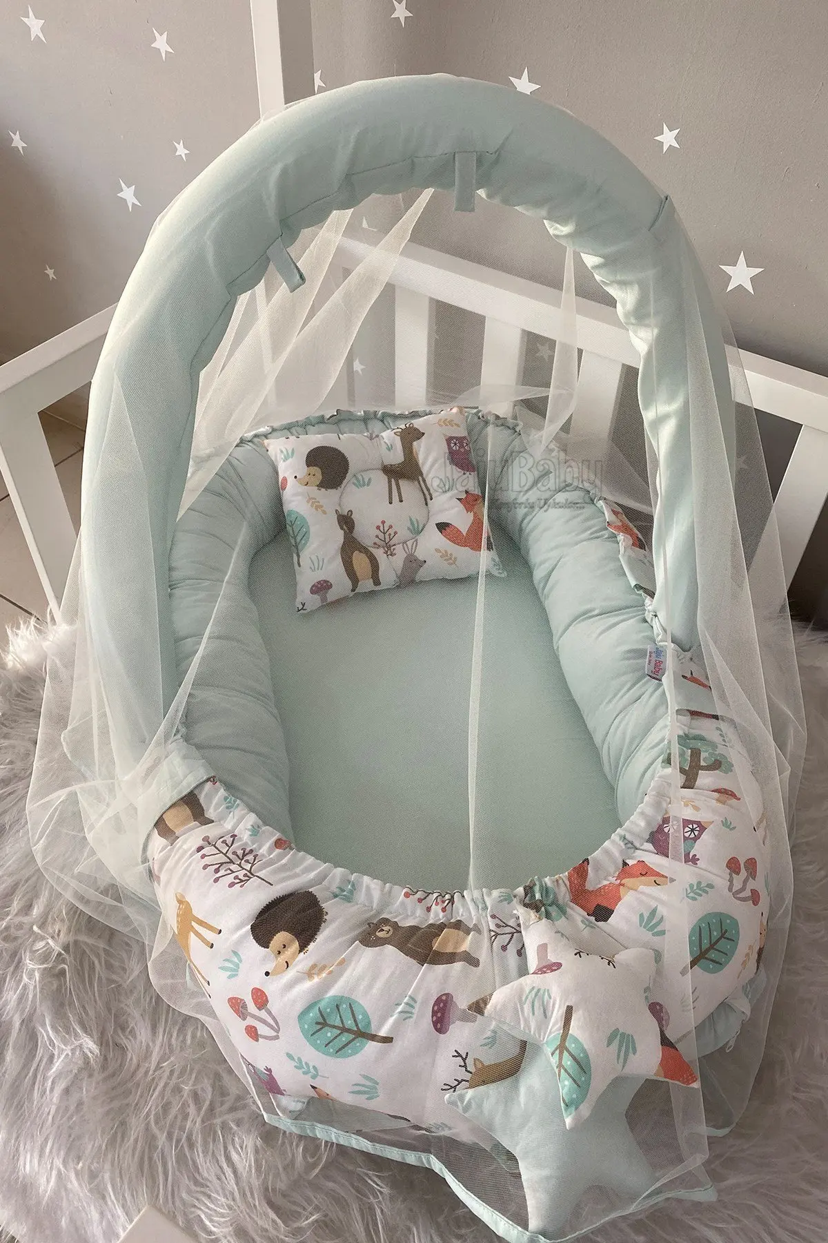 

Handmade Cute Forest Mosquito Net and Toy Hanger Luxury Design Babynest