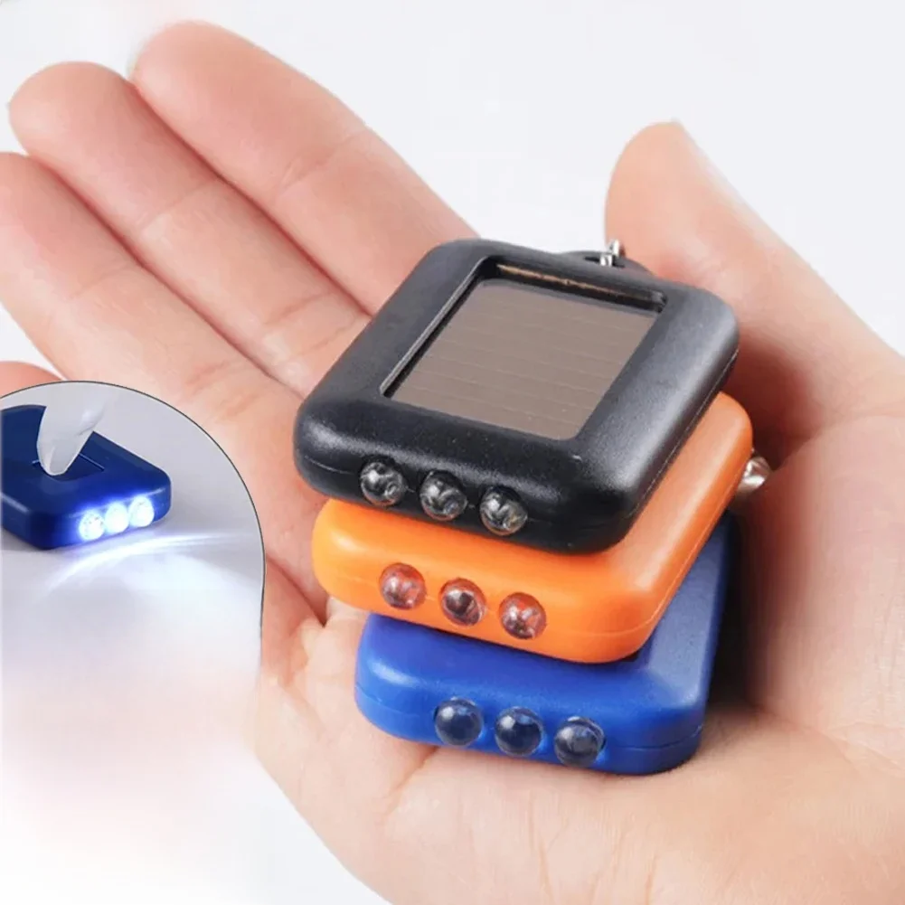 Mini lampe de poche solaire LED portable, porte-clés, petite torche d'autodéfense, sac de randonnée en plein air, serrure, porte-clés