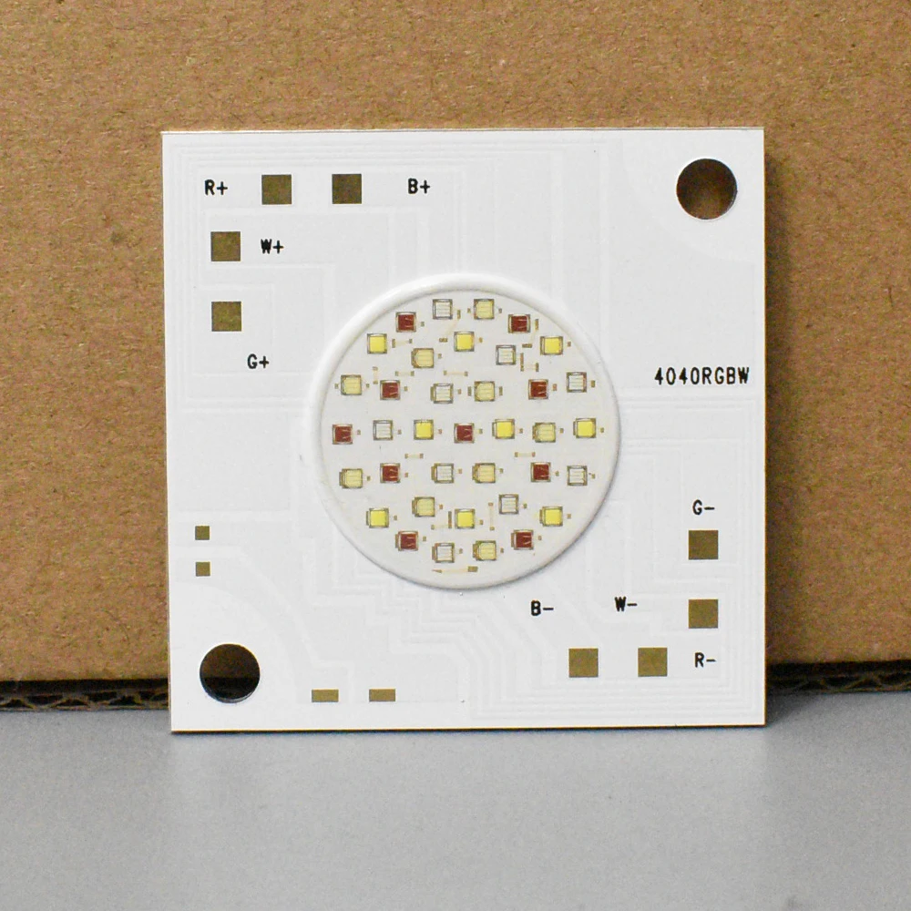 4040 RGBW COB 100W Chip 4 in1 sorgente luminosa da palcoscenico integrata Compact 27V-30V LED multicolore per faretto decorativo colorato