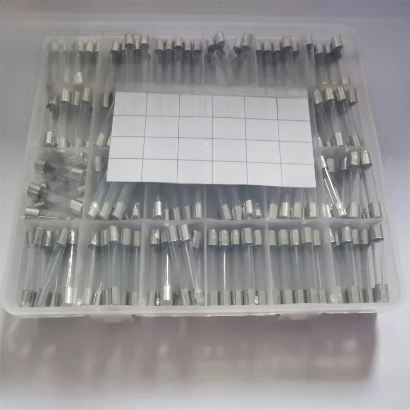 240 sztuk / pudełko 24 wartości 6x30mm Zestaw szybkich bezpieczników szklanych w opakowaniu 0,2A 0,5A 1A 2A 3A 5A 6A 8A 10A 15A /250V 6*30 Pakiet rurek ubezpieczeniowych — zdjęcie 2