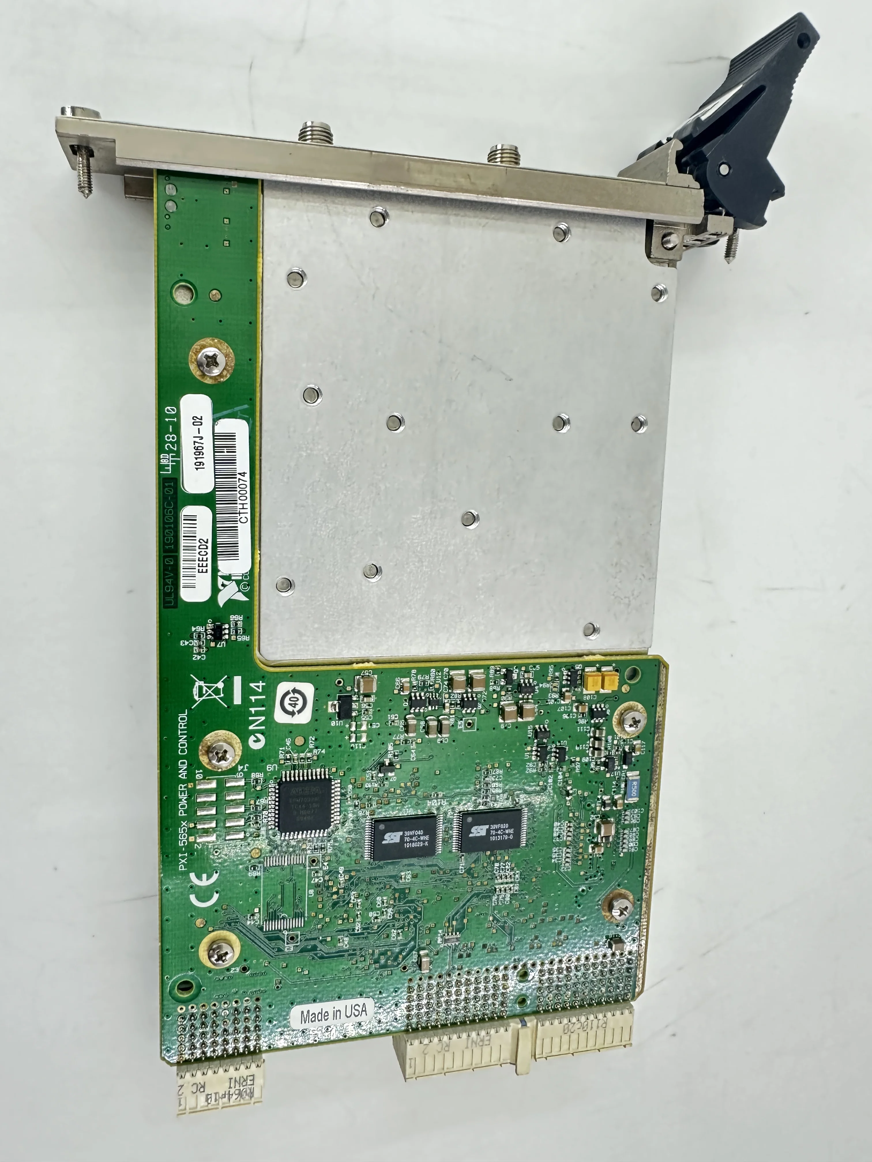 National Instrument NI PXI-5651 PXIe RF Analog Signal Generator 3.3 GHz