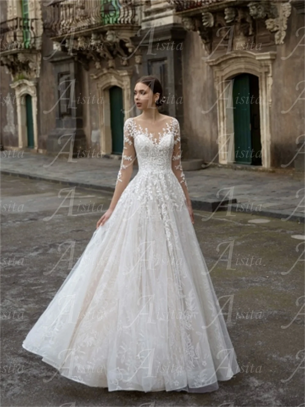 Delicate Lace EmbroideryA-line Wedding Dress With Lace Slevees Gorgeous Vestidos De Novia Grace Row Button On Back Bride Gowns