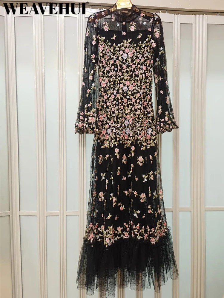 WEAVEHUI Women O-Neck Flare Sleeves Embroidery Design Spring Autumnal New model Vintage Exquisite Elegant Slim Dresses
