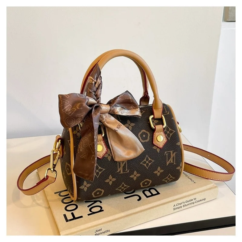 

Women's Pillow Handbag Vintage Floral Large Brand Handbag Boston Style Crossbody Bag Fashionable And Stylish Bag