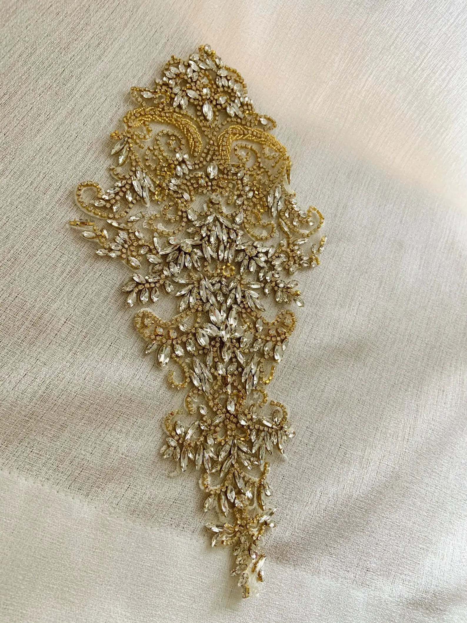 Applique di corpetto di cristallo Applique di strass d\'oro per corpetto di strass Deluxe da sposa per corpetto fatto a mano Haute Couture