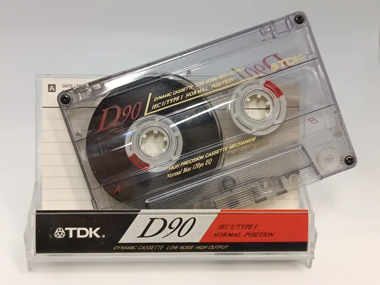 Kasety audio TDK D-90 – dlaczego nadal warto je kupować w 2025 roku?