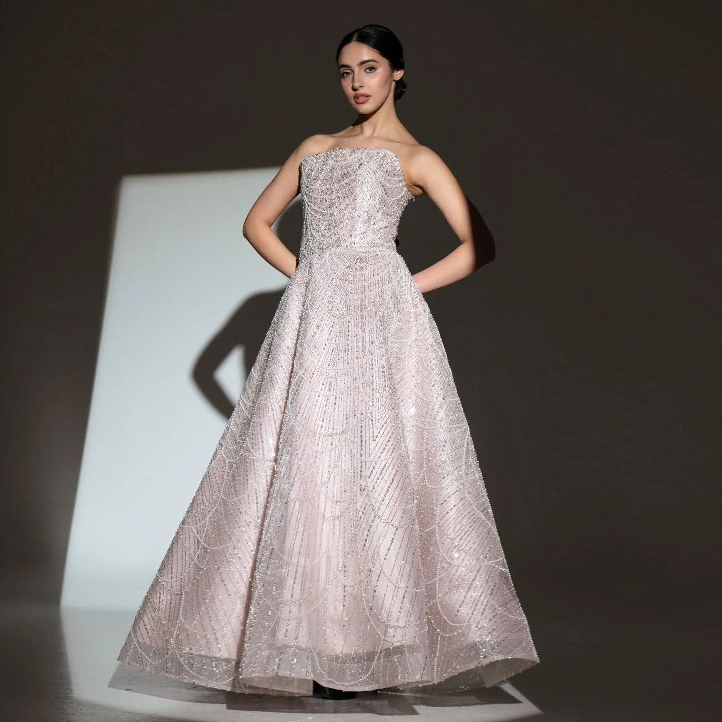 

Элегантное светло-розовое вечернее платье без бретелек Sharon Said, расшитое бисером, 2025, роскошные розовые арабские свадебные платья SS620, по индивидуальному заказу