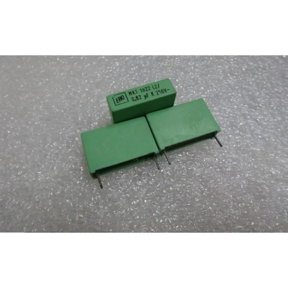 10PCS MKT1822 0.82uf/250V 820nf u82 824 New 22mm Film Capacitor