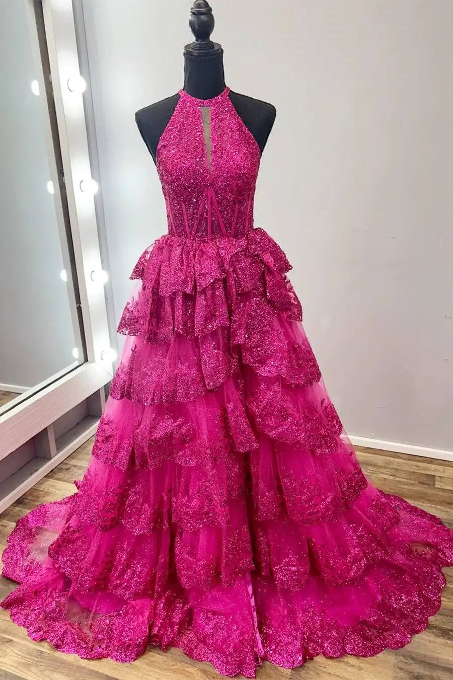 High Halter-Neck Tiered Ruffles Prom Dresses With Split Lace Appliques Sleeveless Corset Evening Gowns A-line Long Ball Gowns