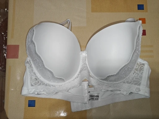 2025 New Sexy C D DD E Cup Bras For Women Breathable Red Khaki Pink Black White Skin Push Up Underwear Plus Size Lingerie photo review