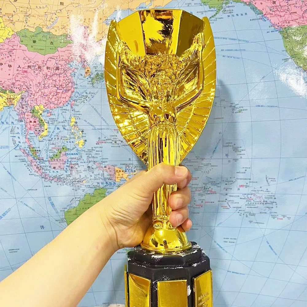 Überweisen Trophäe Replik 1:1 Original Gold Harz Souvenir Sammlung Ornamente Welt Trophäe Cpu Für Fußball Award