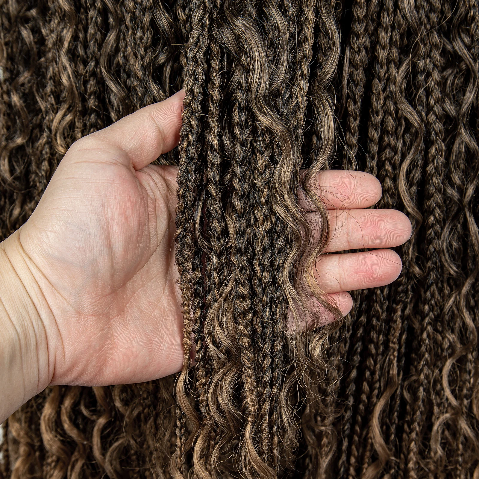 Parrucca con trecce Boho sintetiche di colore Ombre 9x6 parrucca con trecce bohémien intrecciate con scatola anteriore in pizzo parrucca intrecciata da 32 pollici marrone per le donne
