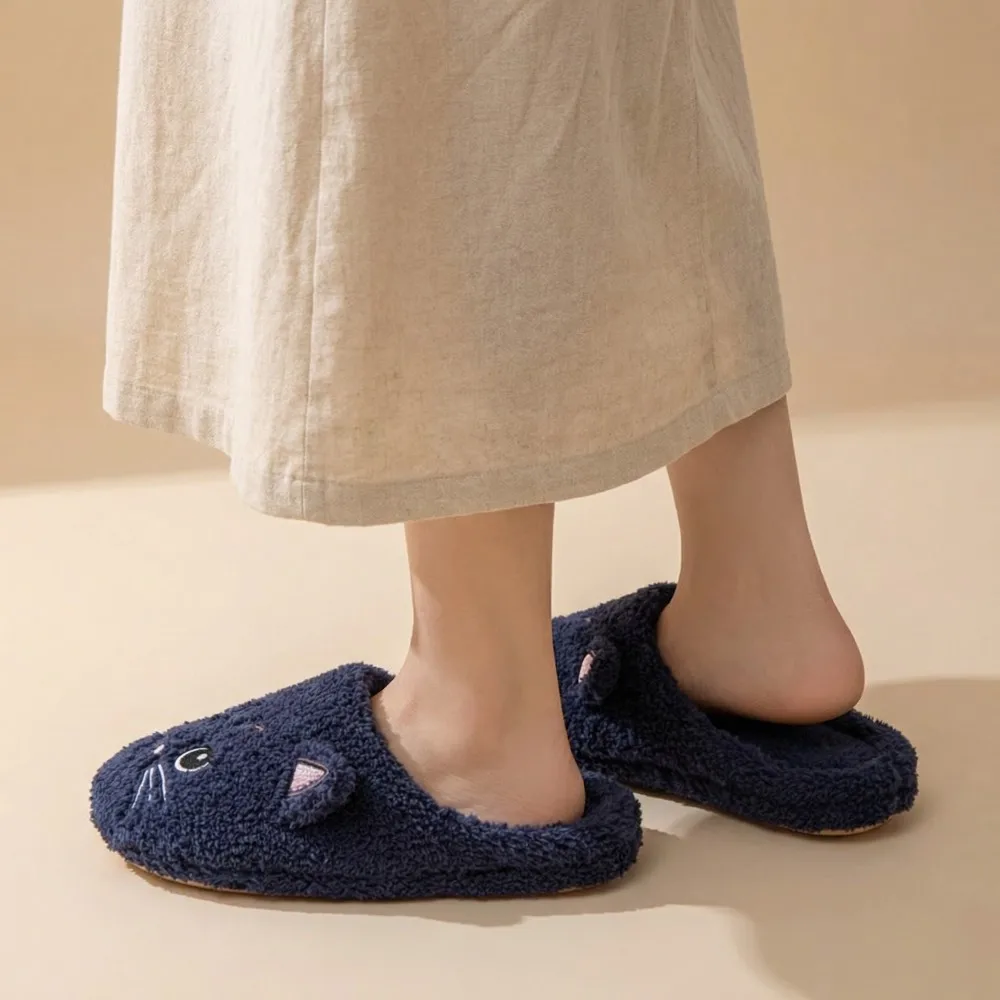 Women'S Plush Slip-On Slippers with Cat Design - Soft Plush Fabric, Cozy Indoor House Shoes for Spring & Fall, Cute Cartoon Kitty Home Slippers, Cute Slippers, Casual Footwear, Playful Footwear, Comfortable Lining, Comfy Footwear, Casual Wear - view 4