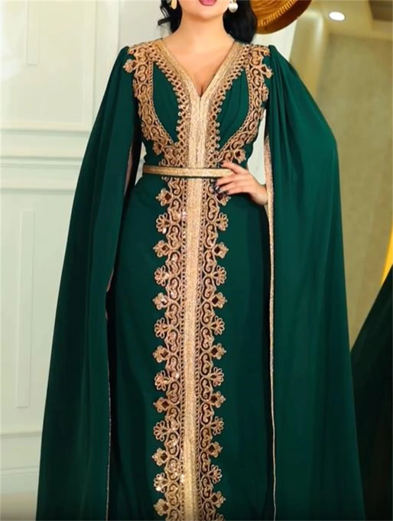 Luxury Evening Dress Green  V Neck Cape Sleeve Split To Floor Lace Applique Muslim Kaftan Elegant Party Dresses For Women 2023