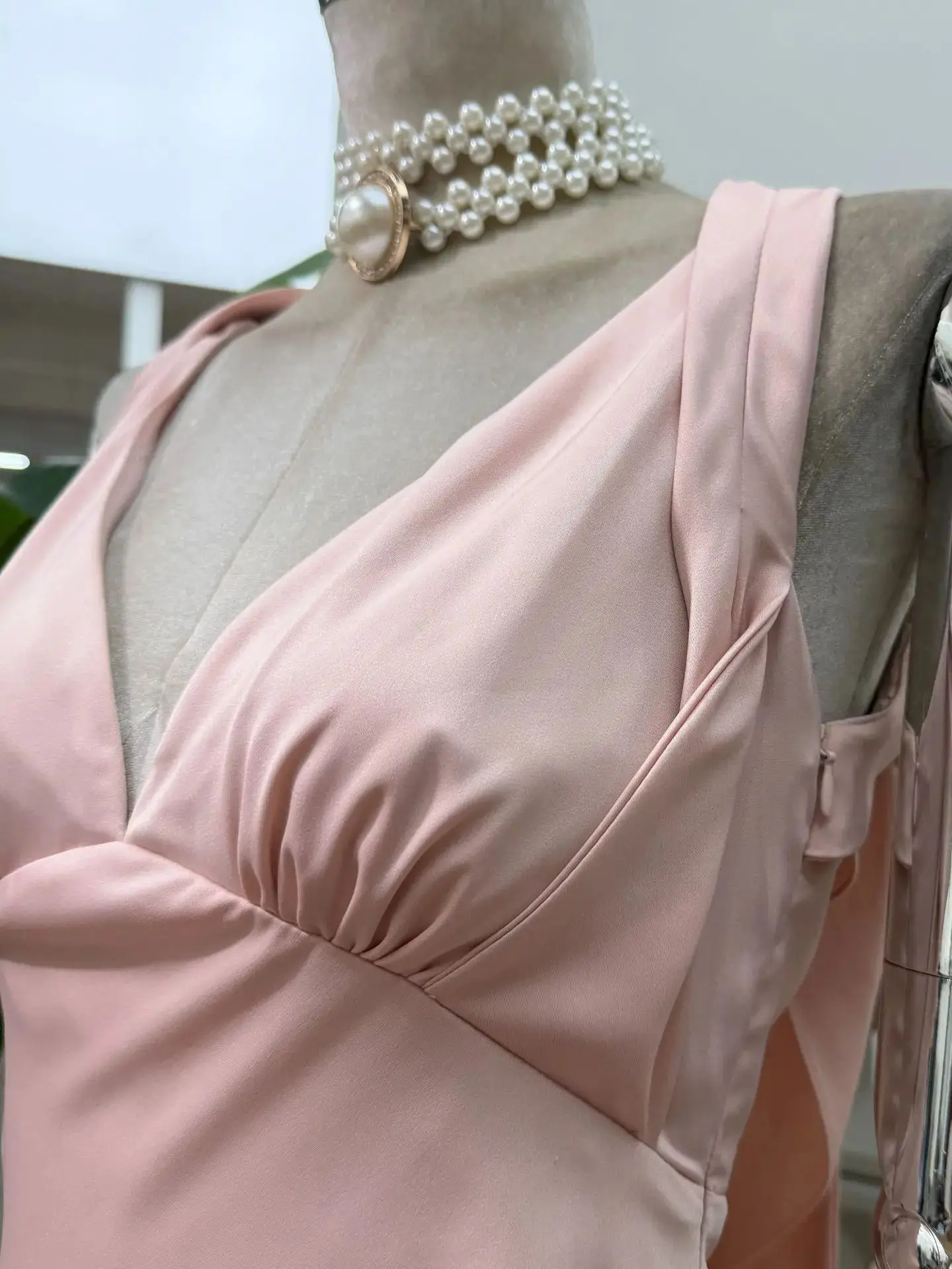 جديد الخريف الشتاء مخصص أنيق أنيق سليم صالح المرأة فستان طويل الخامس الرقبة الشريط عالية الخصر حفلة عيد الميلاد الكرة مساء تصميم