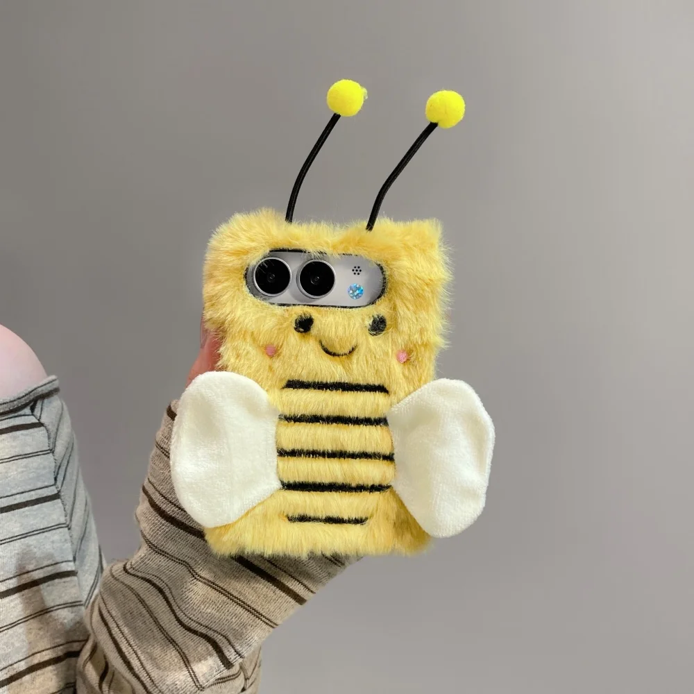 New Cute 3D Plush Bee Cartoon Phone Case For Apple iPhone Duo Cover, Kawaii Shockproof Protective Phone Cases, Autumn And Winter