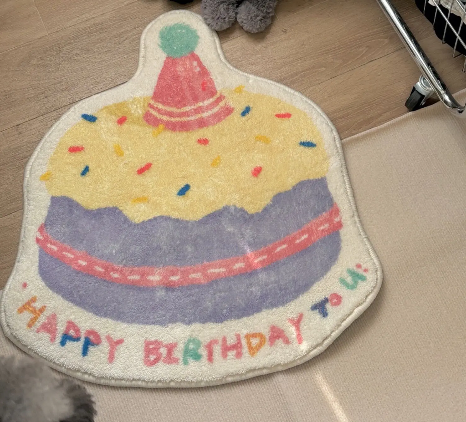 Ins Style Cute Cake Pattern Area Rug Faux Cashmere Soft Bedroom Bedside Mat Kawaii Room Decor Small Floor Carpet Non-slip