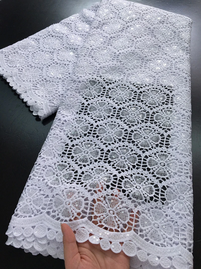 귀퓌르 워터 레이스 원단 아프리카 고품질 2025 나이지리아 수용성 레이스 골든 스팽글 원단 여성 드레스용 5야드 4402