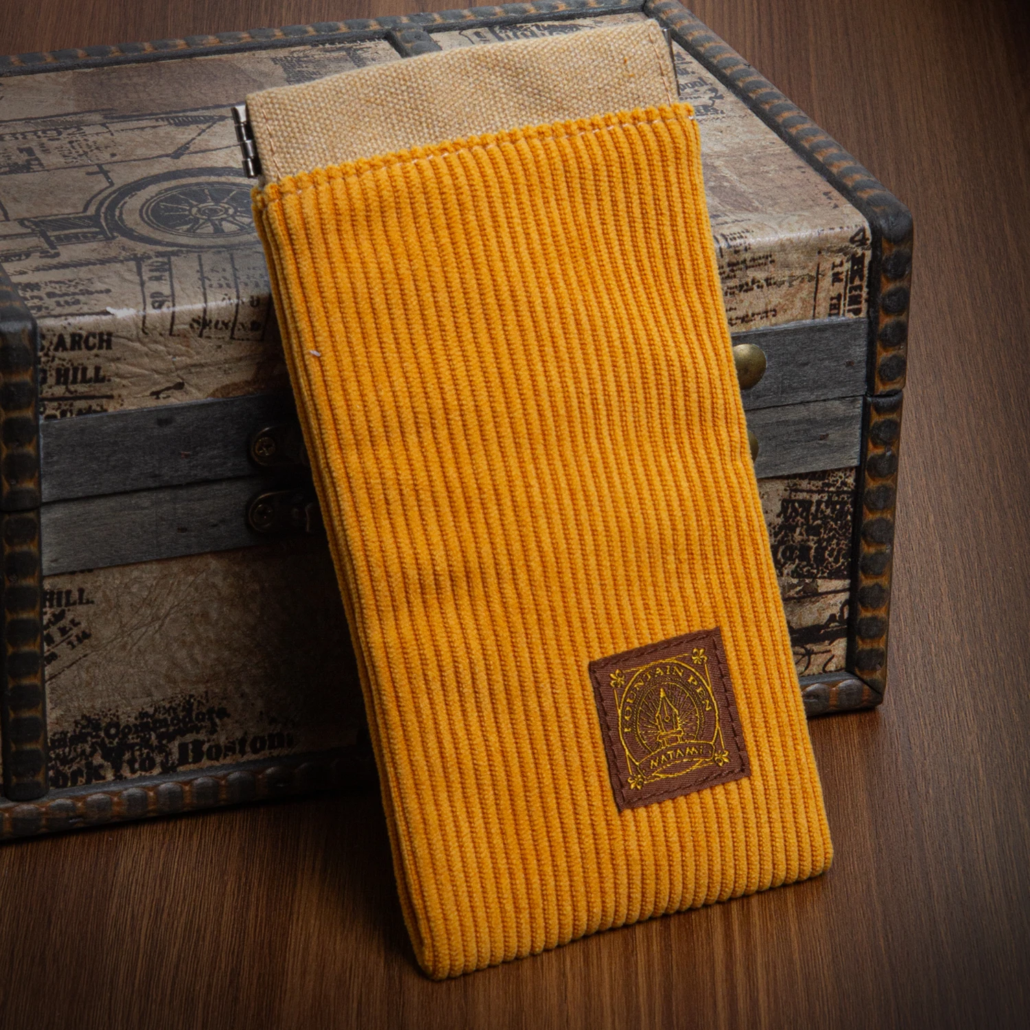 Etui na pióra wieczne NATAMI, 3 przegródki, retro, żółte — zdjęcie produktu 2