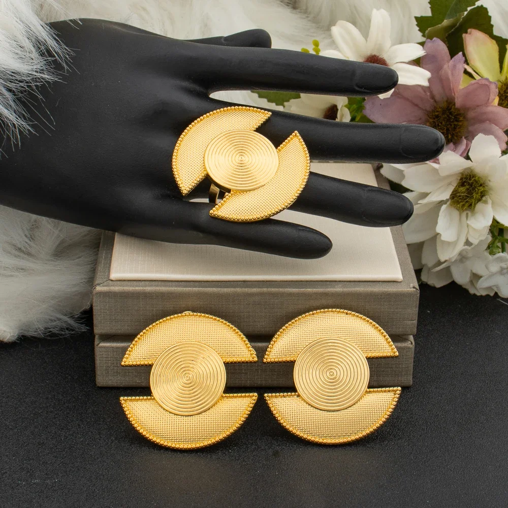 YM African Design 2-Piece Clip Earrings and Large Ring Bridal Jewelry Set 3