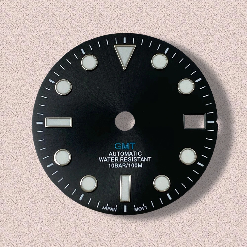 Quadrante Sunburst con logo GMT S da 28,5 mm, adatto al movimento NH34, quadrante verde luminoso di alta qualità, accessori per la modifica dell'orologio, ore 3/3,8/4