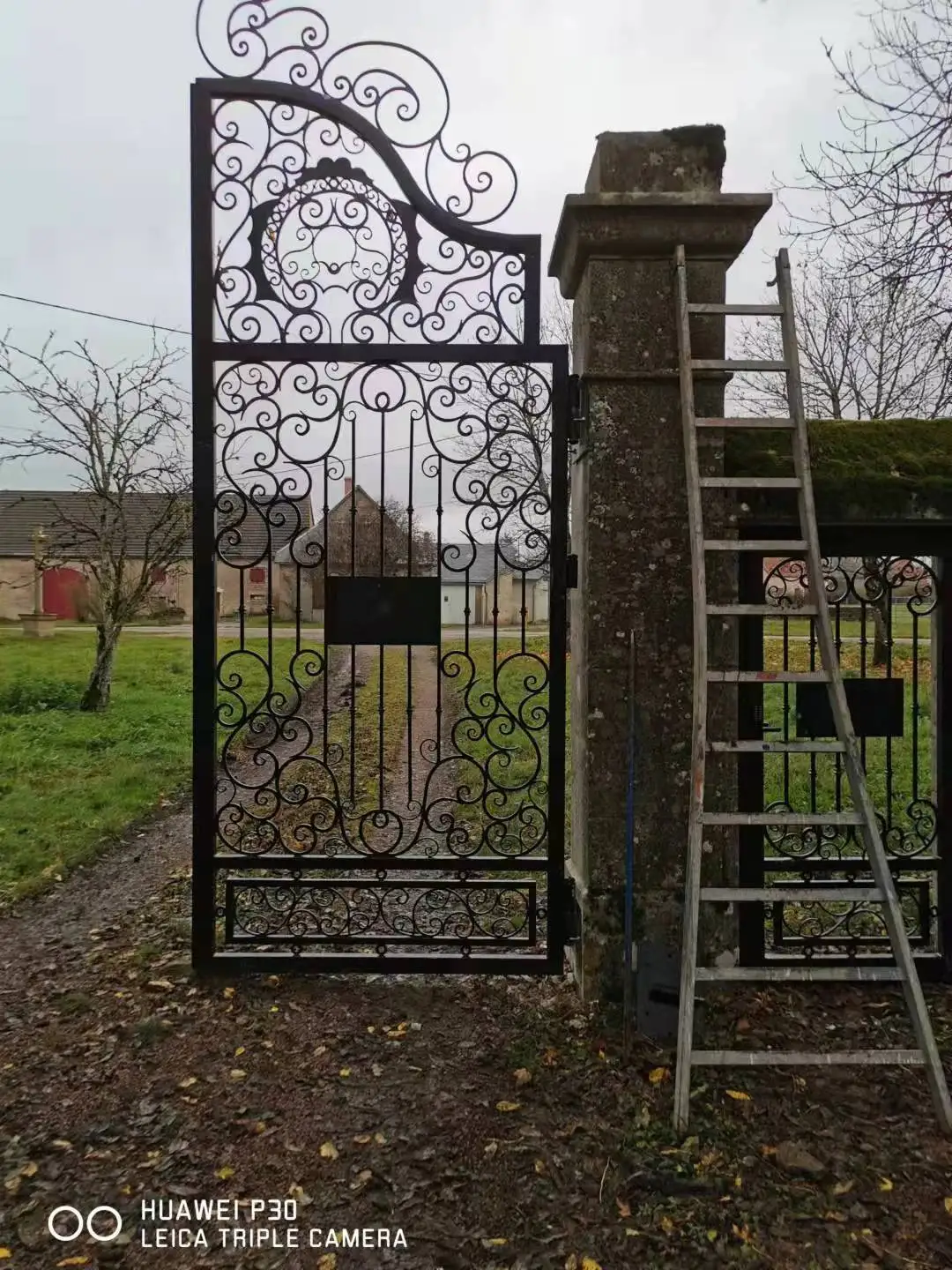 iron gates design