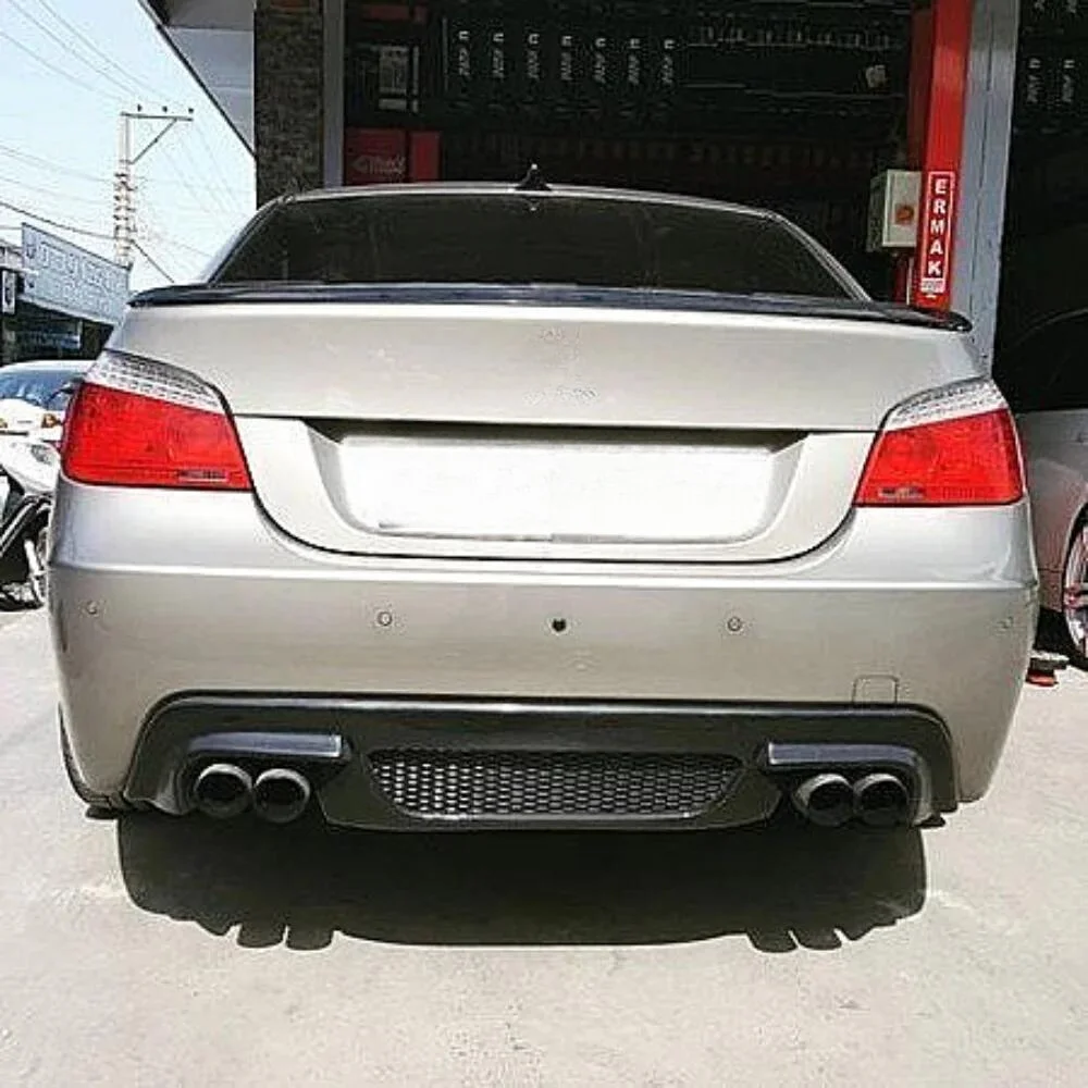 Samochodowy tylny zderzak Dyfuzor Spoiler Tylne boczne rozdzielacze Klapy Do BMW E60 Seria 5 Podwozie Spoiler Deflektor Trwaลa osลona