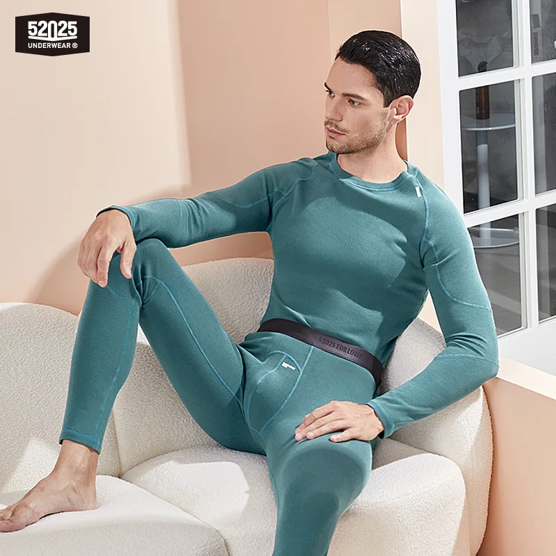 52025 Soft & Warm Men’s & Women’s Thermal Underwear – Stretch-Fit Comfort, Sleek Design, and All-Day Warmth for Active Living