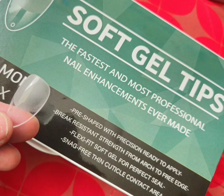 550pcs Soft Gel Nail Tips Medium Short Almond Coffin Full Cover Matte Extension Tool Acrylic Press on Nail French Manicure Decor photo review