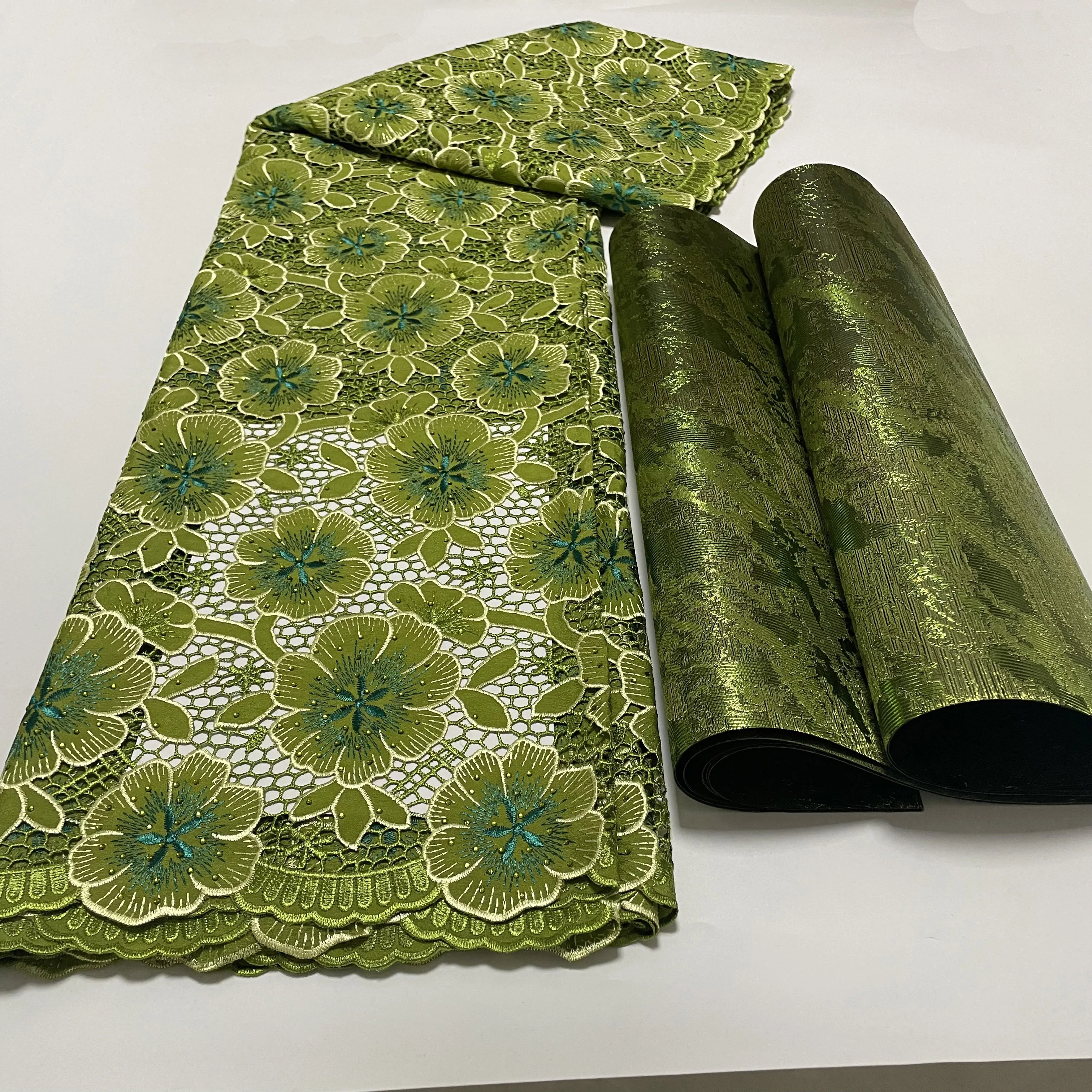 

Роскошная африканская гипюровая кружевная ткань с вышивкой, французский тюль, шнур, кружевной материал, 5 ярдов, со швейцарским 3D головным убором Sego, 2 шт.