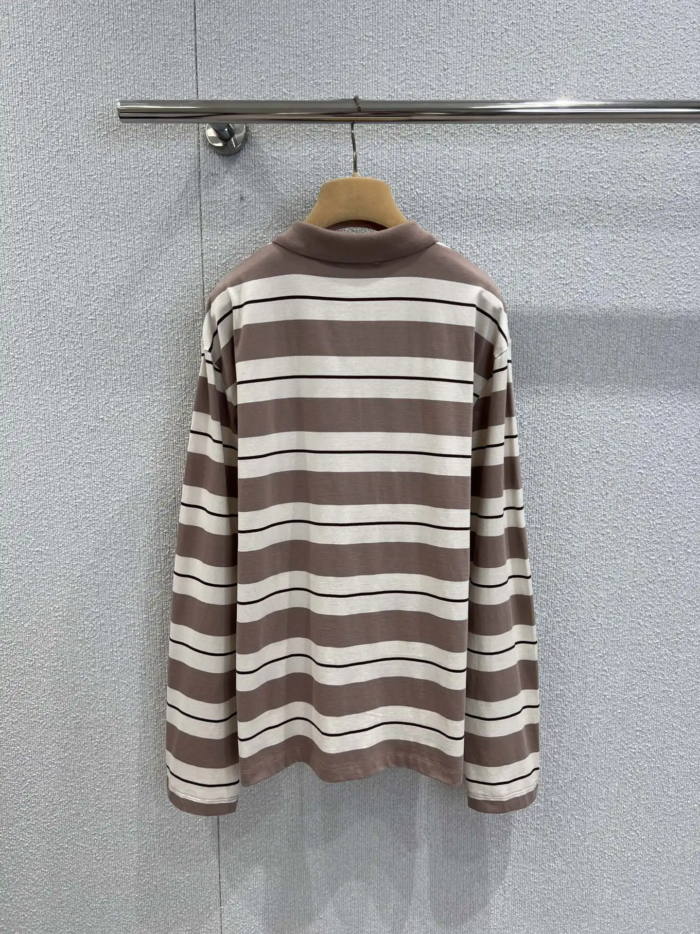 

2025 Summer New Arrivals Classic Fashion Versatile Loose Slimming Contrast Color Stripes Lapel Long Sleeve T-shirt 064