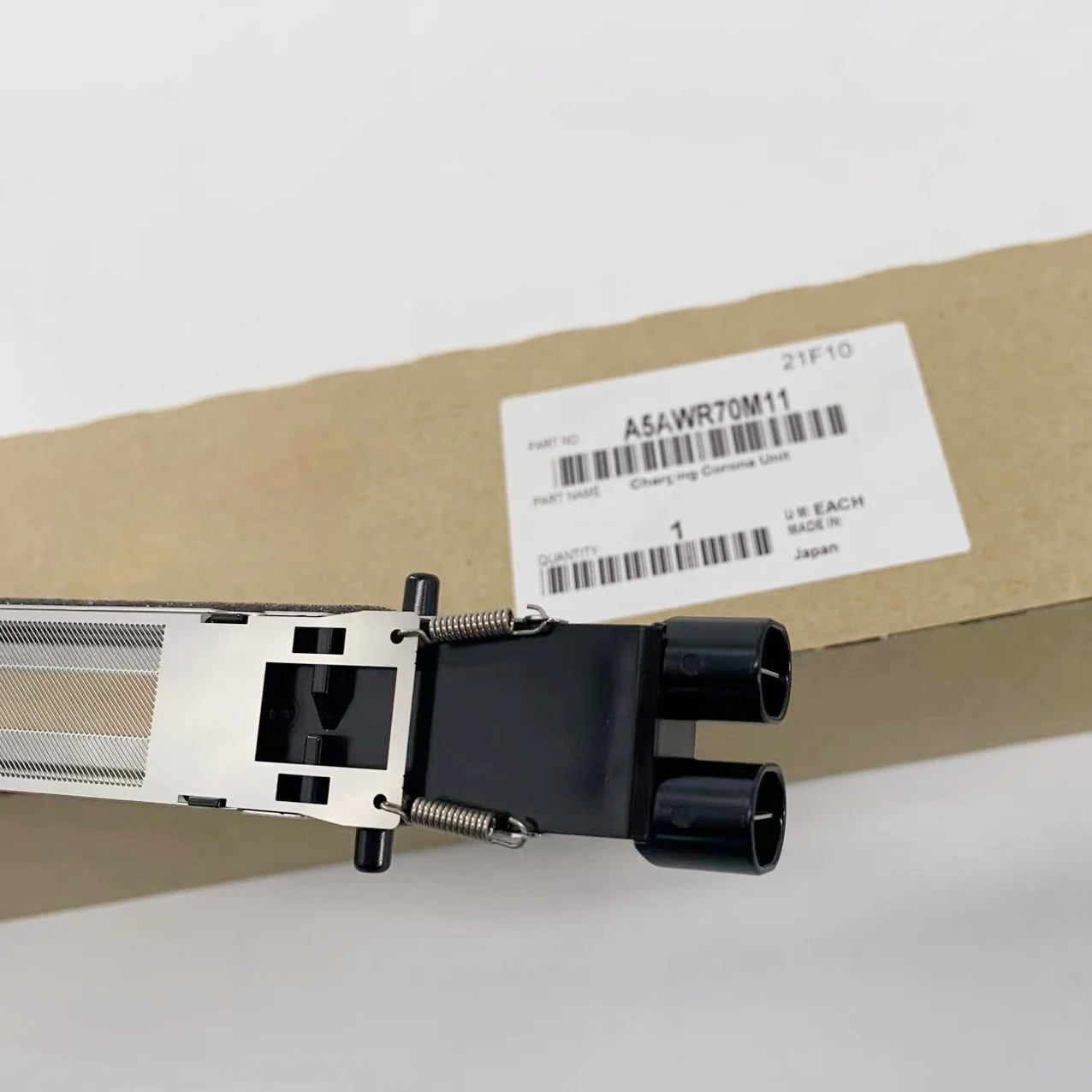 A5AWR70M11 Original New Charging Coronas Set for  Konica Minolta C1085 C1100 Charging Components Charging Stand Charge Unit