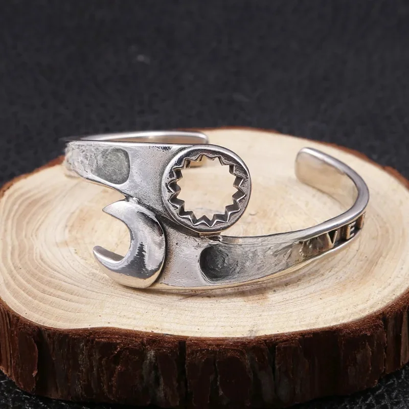 AliExpress Retro Creative Wrench Bracelet Suitable for Men Personality Charm Motorcycle Bicycle Leisure Accessories Wholesale Gifts