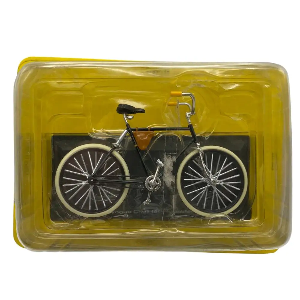 Delprado, vélo miniature Roadster sans chaîne de la ligue Bic043, échelle 1:15 environ 10-14 cm, miniature moulée sous pression, collection de vélos classiques, répliques en métal et plastique des modèles emblématiques de l'histoire du cyclisme, emballage blister, base