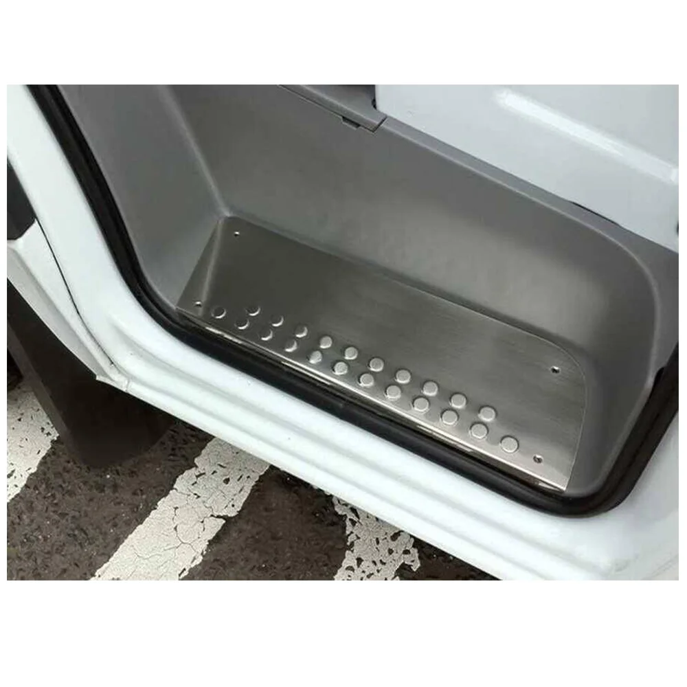 Chrome Door Sill 3 Pcs For VW Crafter 2006-2011 Model. Stainless Steel. A+ Quality. Automotive Modify Car Styling