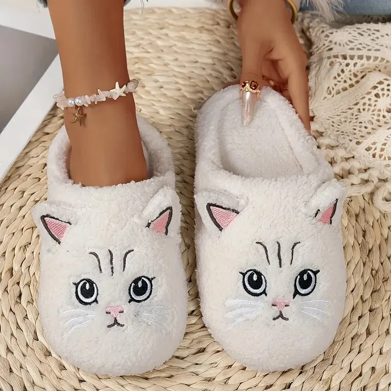 Women'S Plush Slip-On Slippers with Cat Design - Soft Plush Fabric, Cozy Indoor House Shoes for Spring & Fall, Cute Cartoon Kitty Home Slippers, Cute Slippers, Casual Footwear, Playful Footwear, Comfortable Lining, Comfy Footwear, Casual Wear - view 6