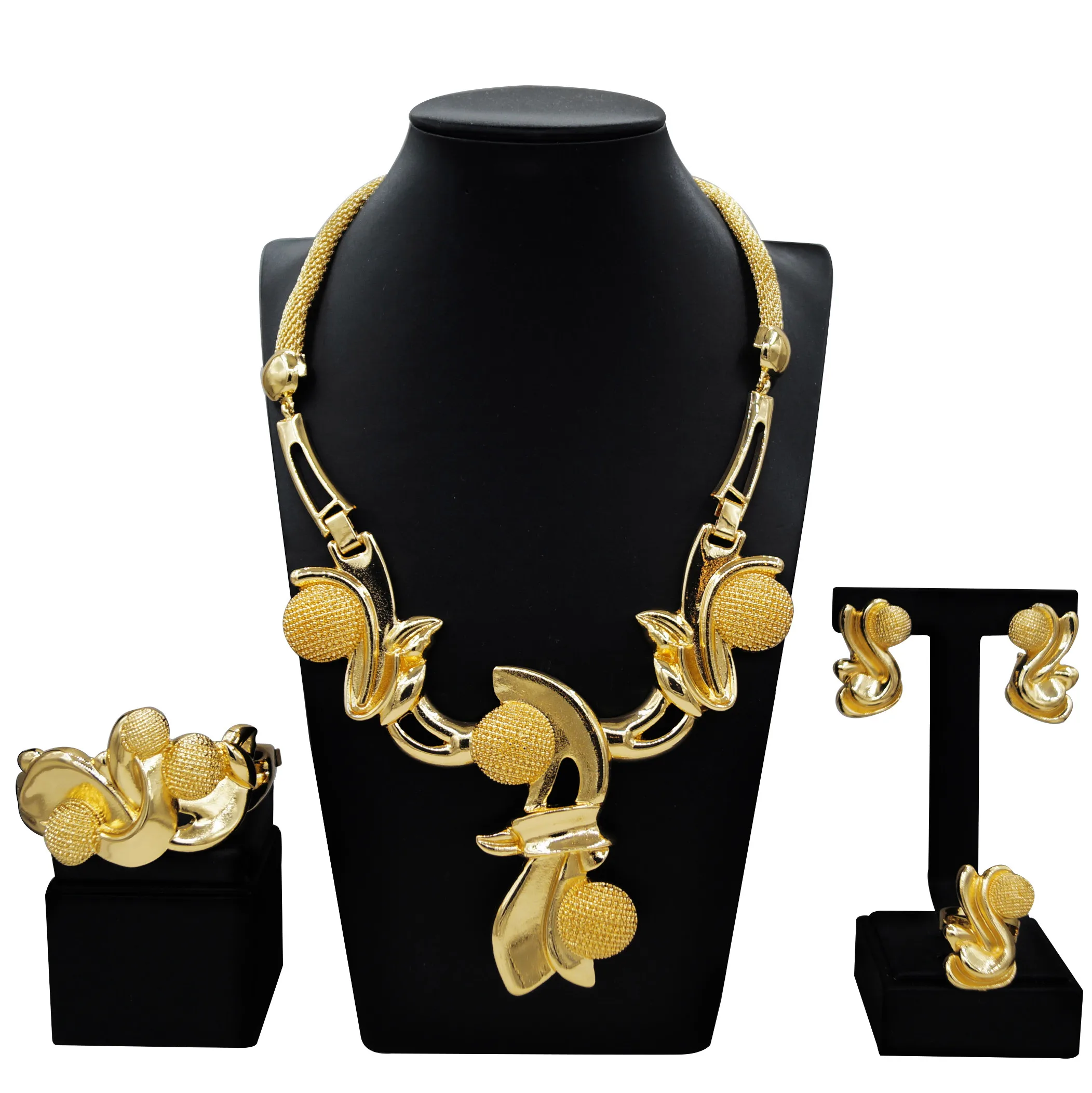 

New Style Women Necklace Jewelry Set Italian Gold Plated Jewelry Charm Women Wedding Pendant Earrings Bracelet High Quality