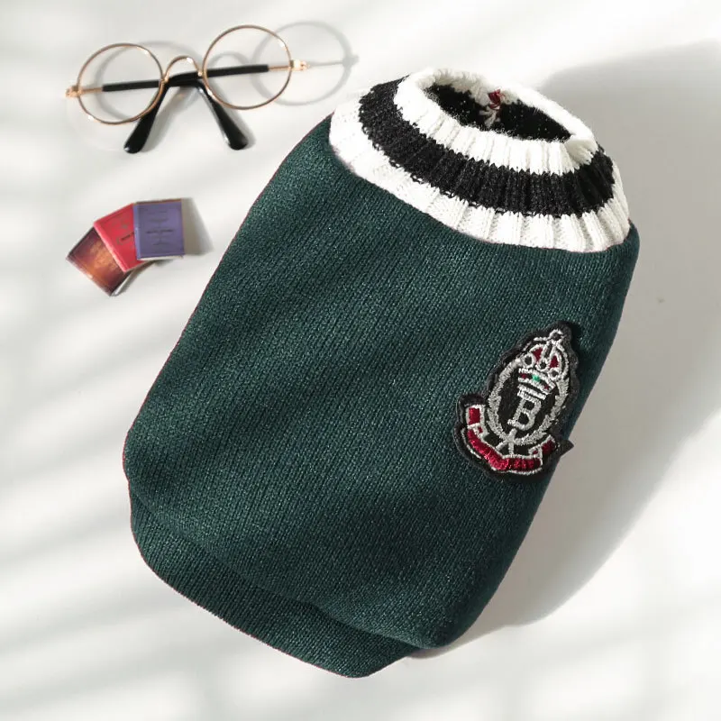 Autumn and winter new knitted vest V-neck college style pet dog cat clothes vest Teddy Bo Beauty products image 2