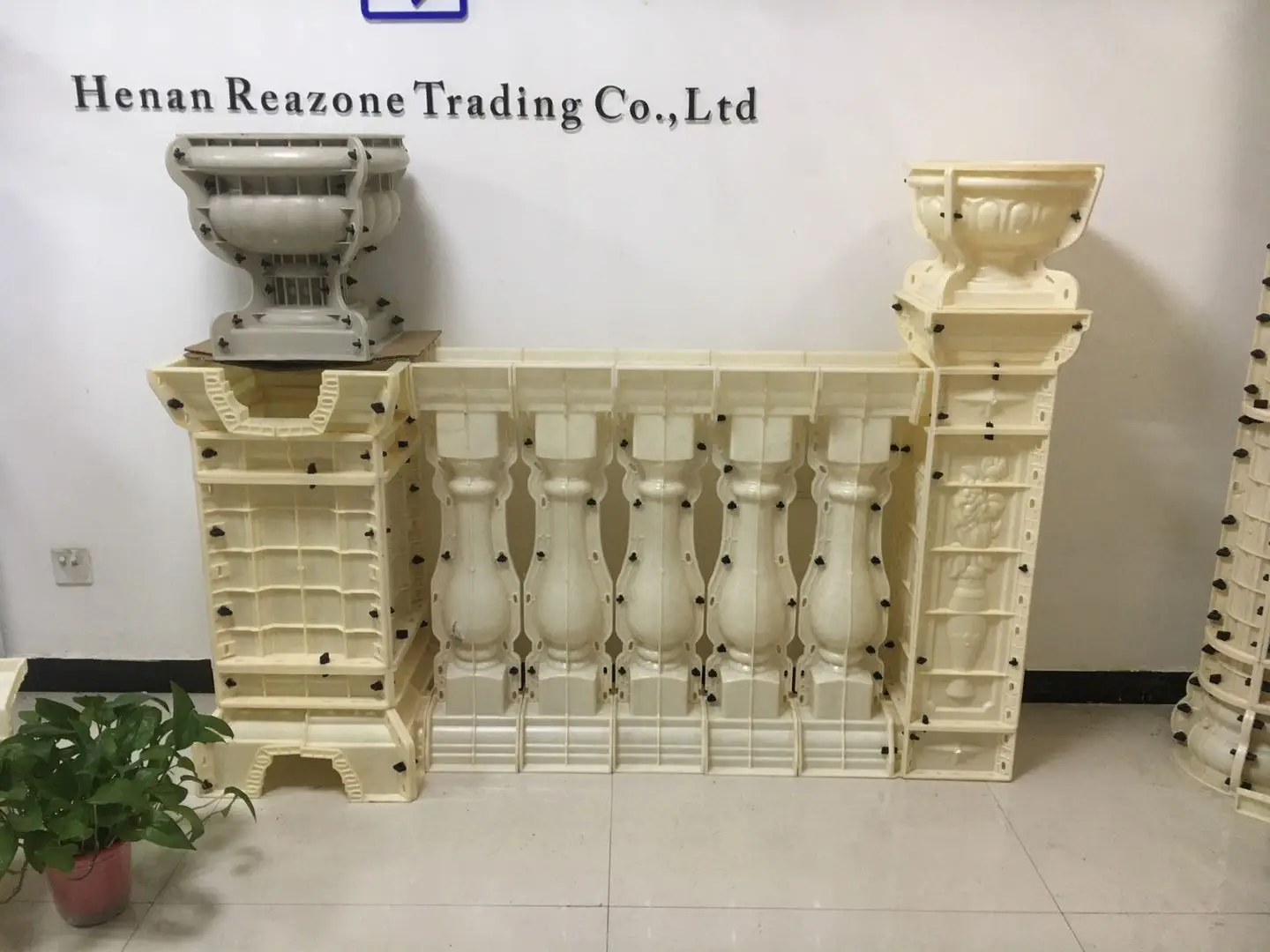 5pcs Per Meter ABS 89cm terrace casting decorative handrail vase column concrete Fence form balustrade mold for sale