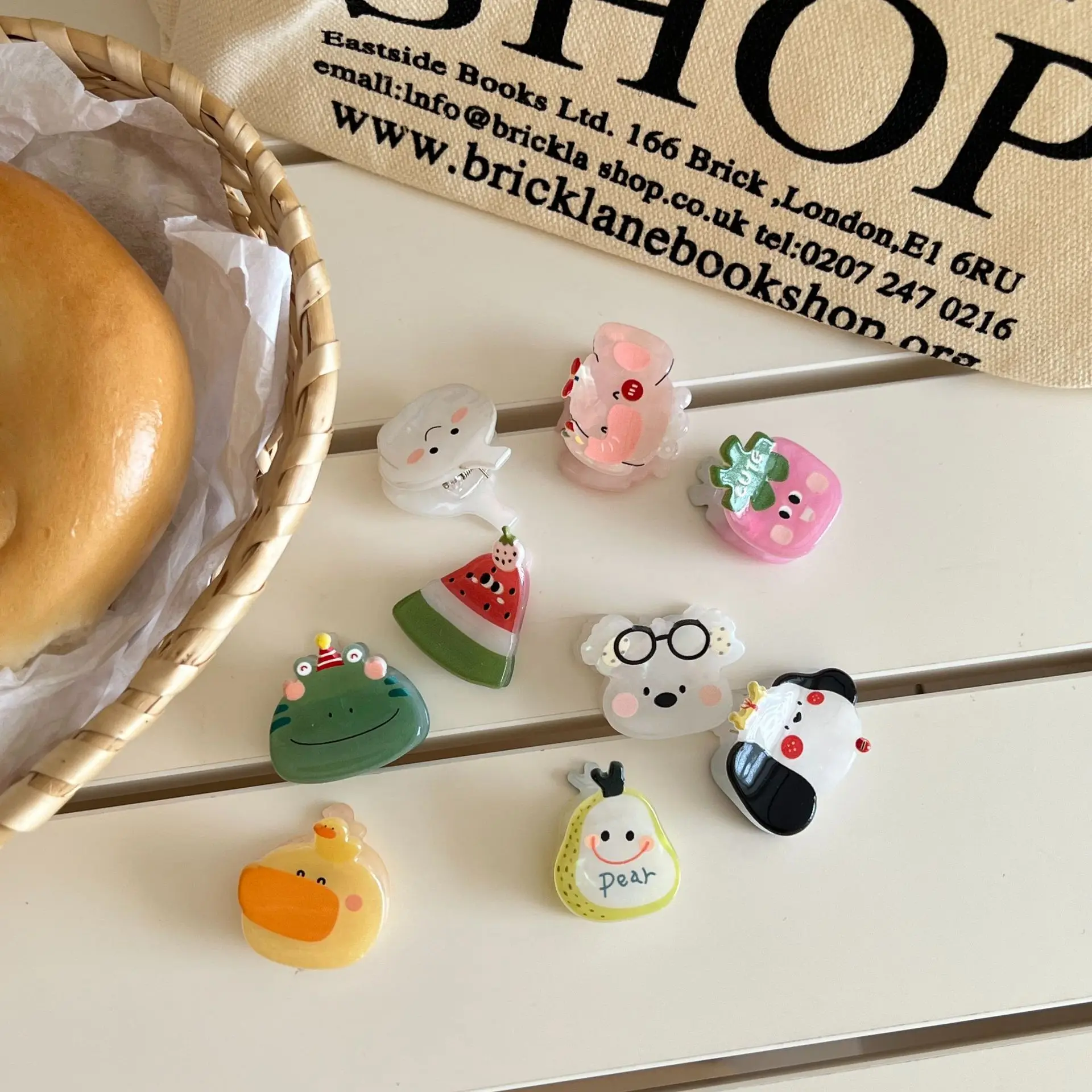 Kawaii Mini-Haarklammern für Mädchen, Niedliche Cartoon-Bär-Frosch-Enten-Frucht-Acetat-Haarspangen, Kleine Haarkrabben-Haaraccessoires als Geschenk – Detail 3