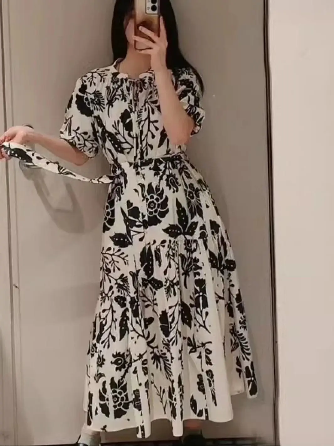

Summer elegant feminine waist flattering mid length pure cotton dress