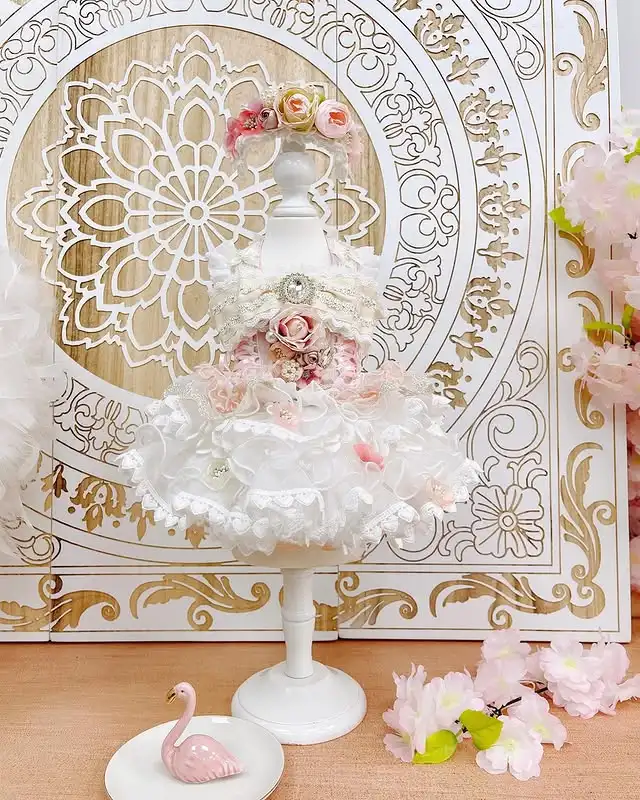 

Pet Dress Princess Style – Lace Ruffle Tutu with Floral Embellishments
