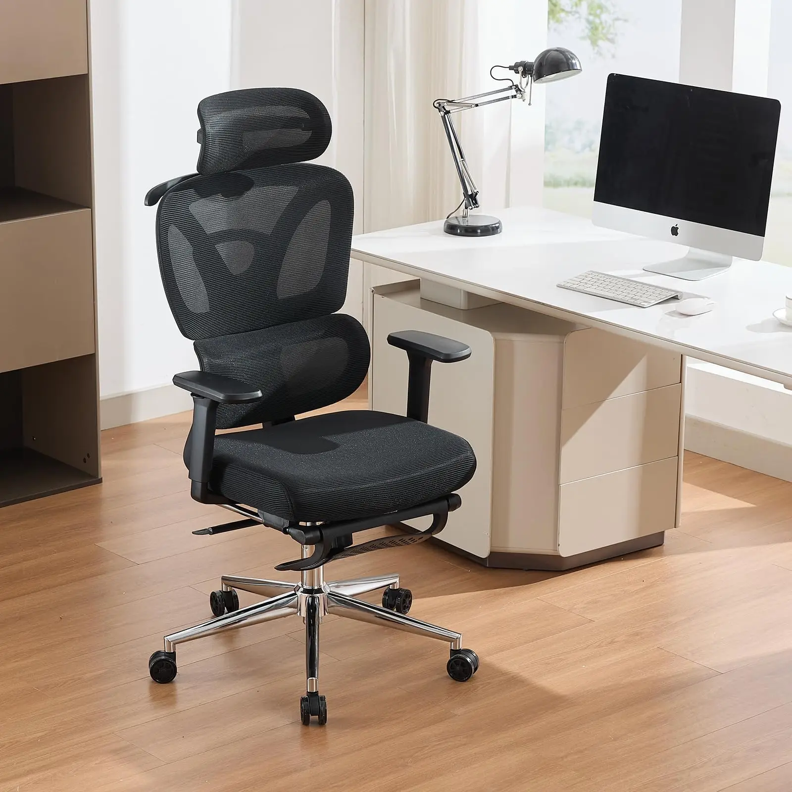 Ergonomischer Bürostuhl, Gaming-Stuhl mit Netzbezug, verstellbaren 3D-Armlehnen, dynamischer Lordosenstütze & Fußstütze – für das Homeoffice
