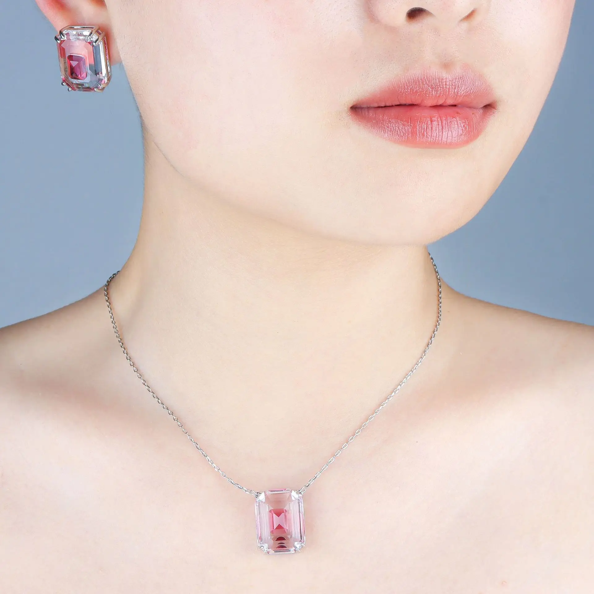 

Pink Geometric Sugar Cube Necklace and Earring Set Choker Chain Elegant Romantic Premium Crystal Jewellery