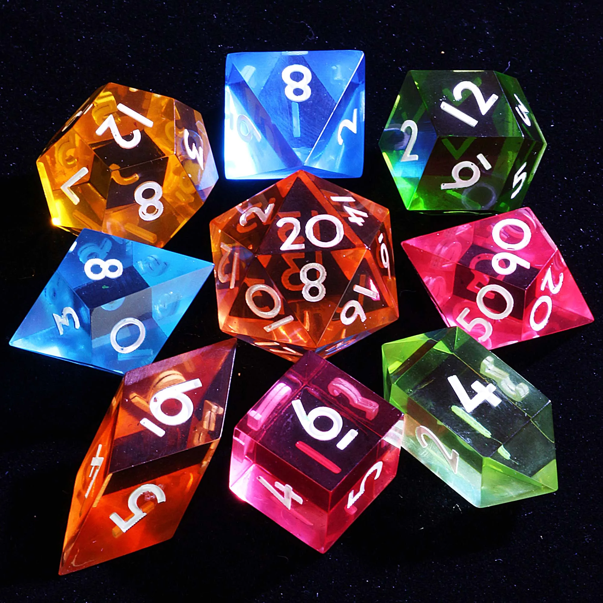 

9. Многогранный набор кубиков DnD Aurora Borealis