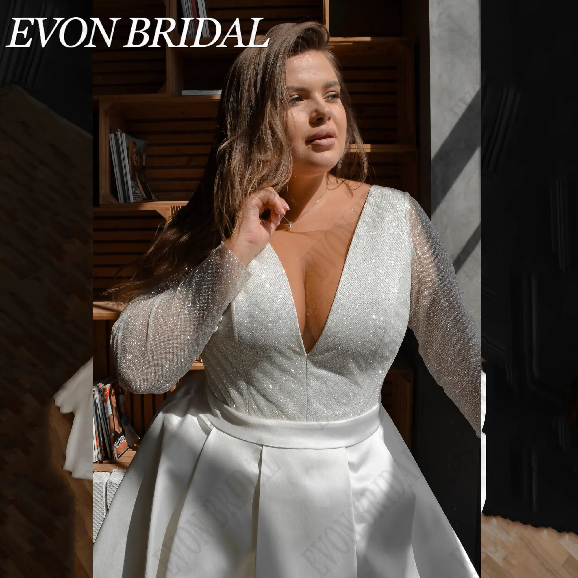 EVON BRIDAL 반짝이는 플러스 사이즈 웨딩 드레스, 더블 브이넥, 백리스 긴팔, 새틴 A 라인, 우아한 베스티도 드 노비아EVON BRIDAL 블링블링 플러스 사이즈 웨딩드레스 더블 V넥 백리스 긴팔 단자 A자 우아한 조끼 De Novia