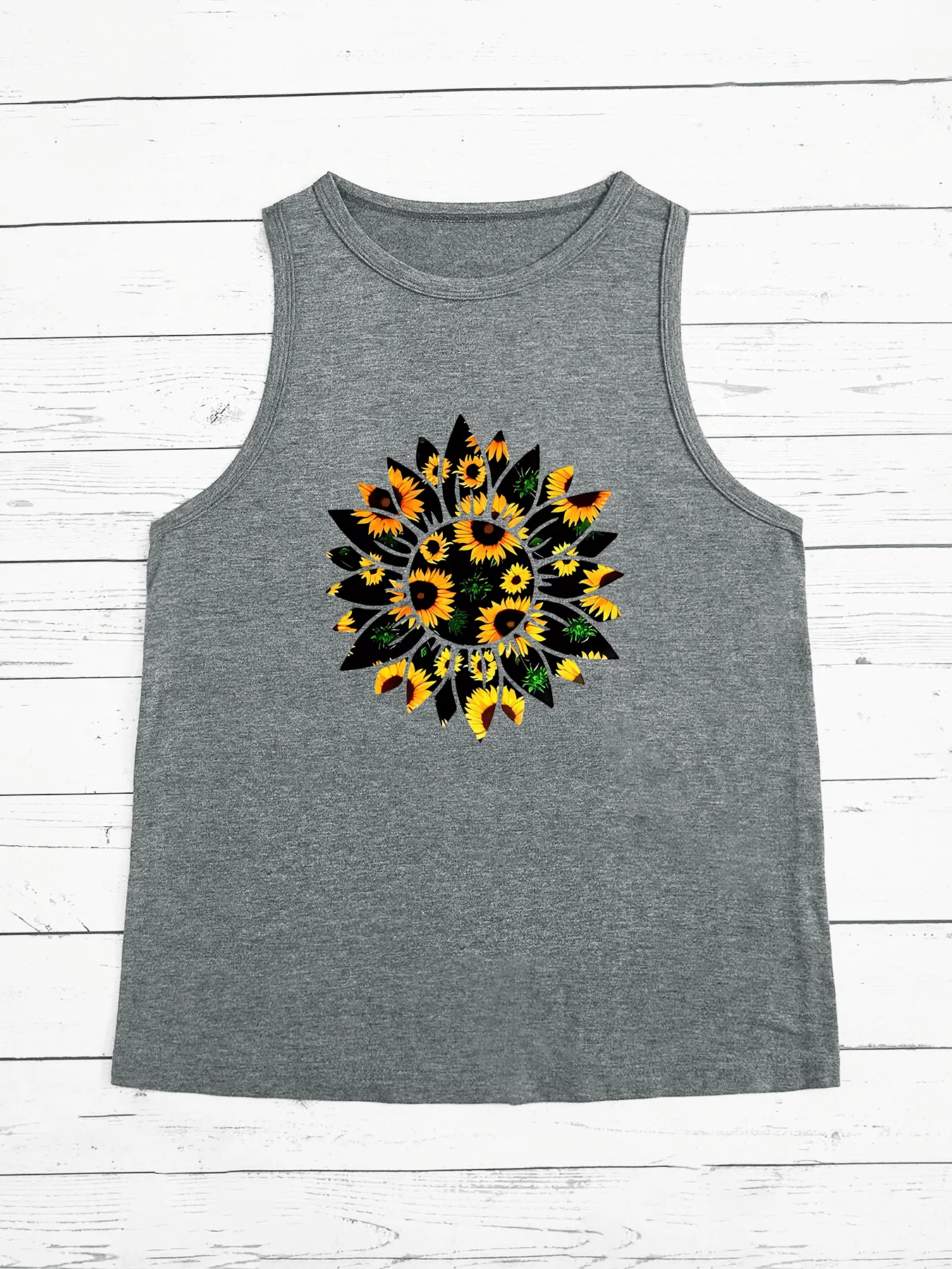 Sunflower Garland Summer Fashion Funny Sports Women's Tank Top Loose O Neck Sleeveless Casual Tank Top