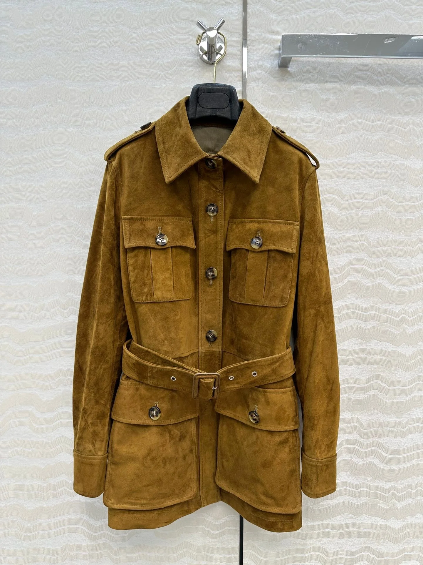 

New High Standard Suede Hunting Jacket Coat 100% Suede Suede Sheepskin Work Clothes Pocket Italian Luxury Extremely Simple Style