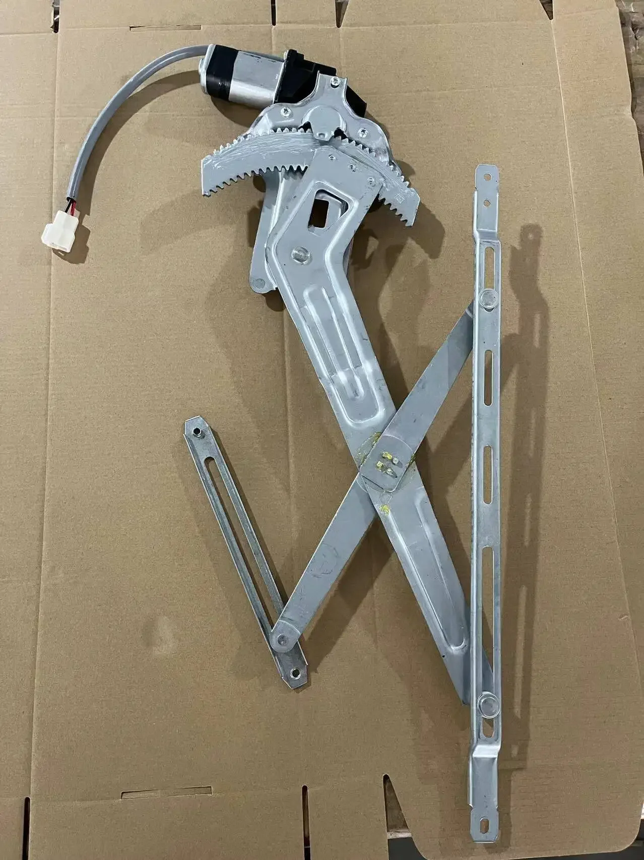 Elektrische Raamregelaar Met Motor Voor Mazda Bt50 B2500 B3000 2006 ~ 14 - afbeelding 2