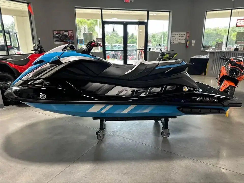 Yamahas WaveRunner 2024 GP1800R SVHO Jet Ski  Jetski Waverunner